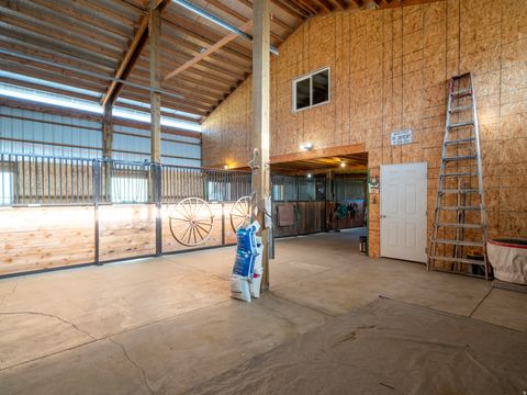 Tiny photo for 7768 E 1075 N, Huntsville, UT 84317 (MLS # 2119950)