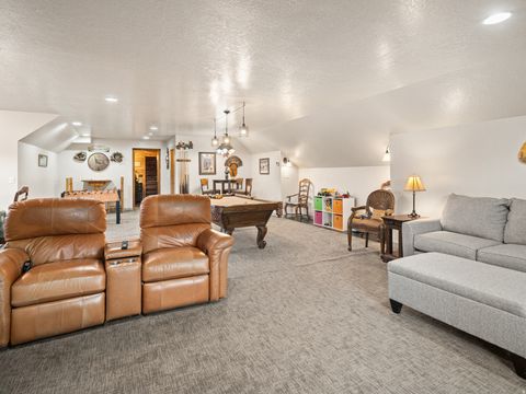 Tiny photo for 7768 E 1075 N, Huntsville, UT 84317 (MLS # 2119950)