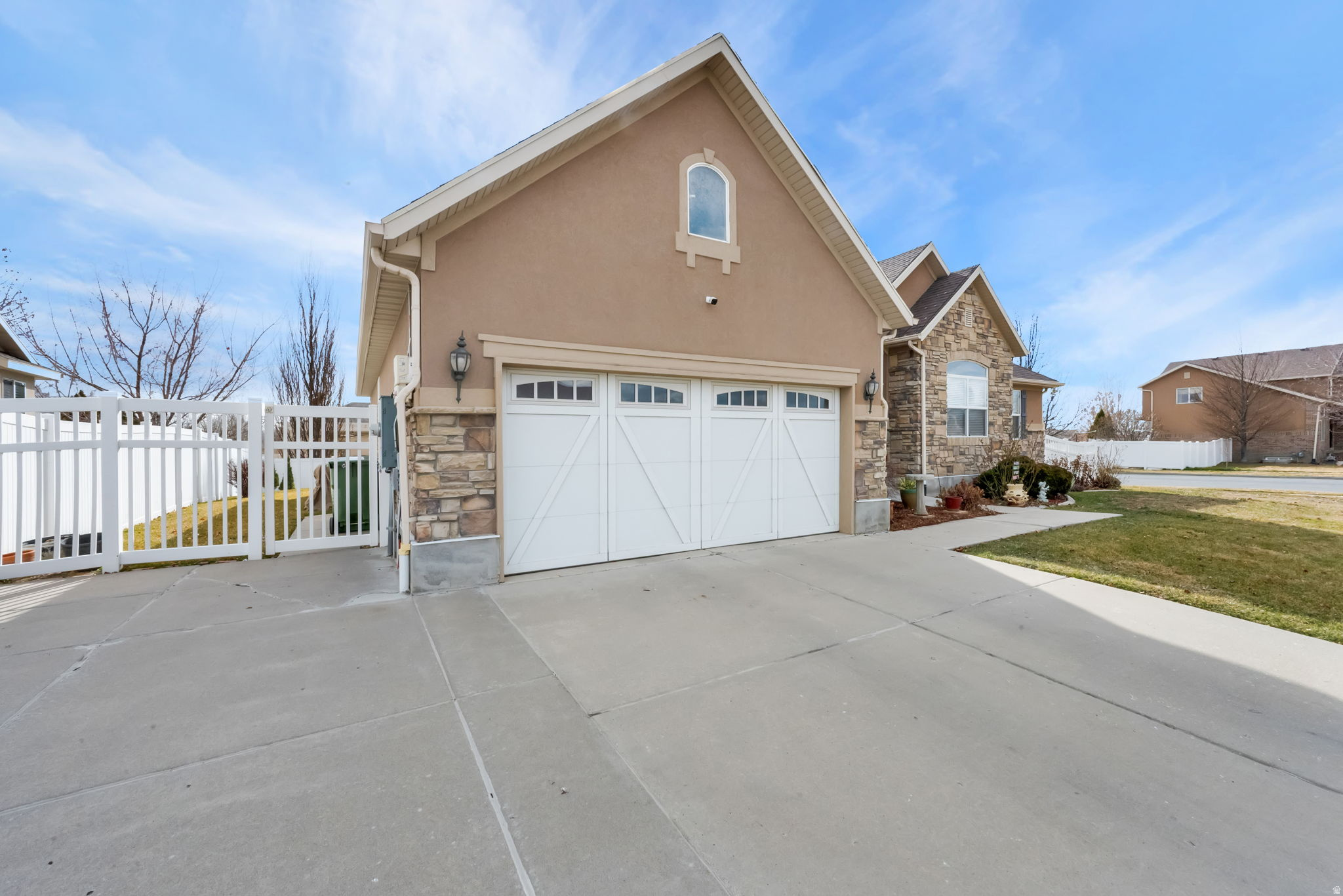 GATEWAY @ SYRACUSE - Residential