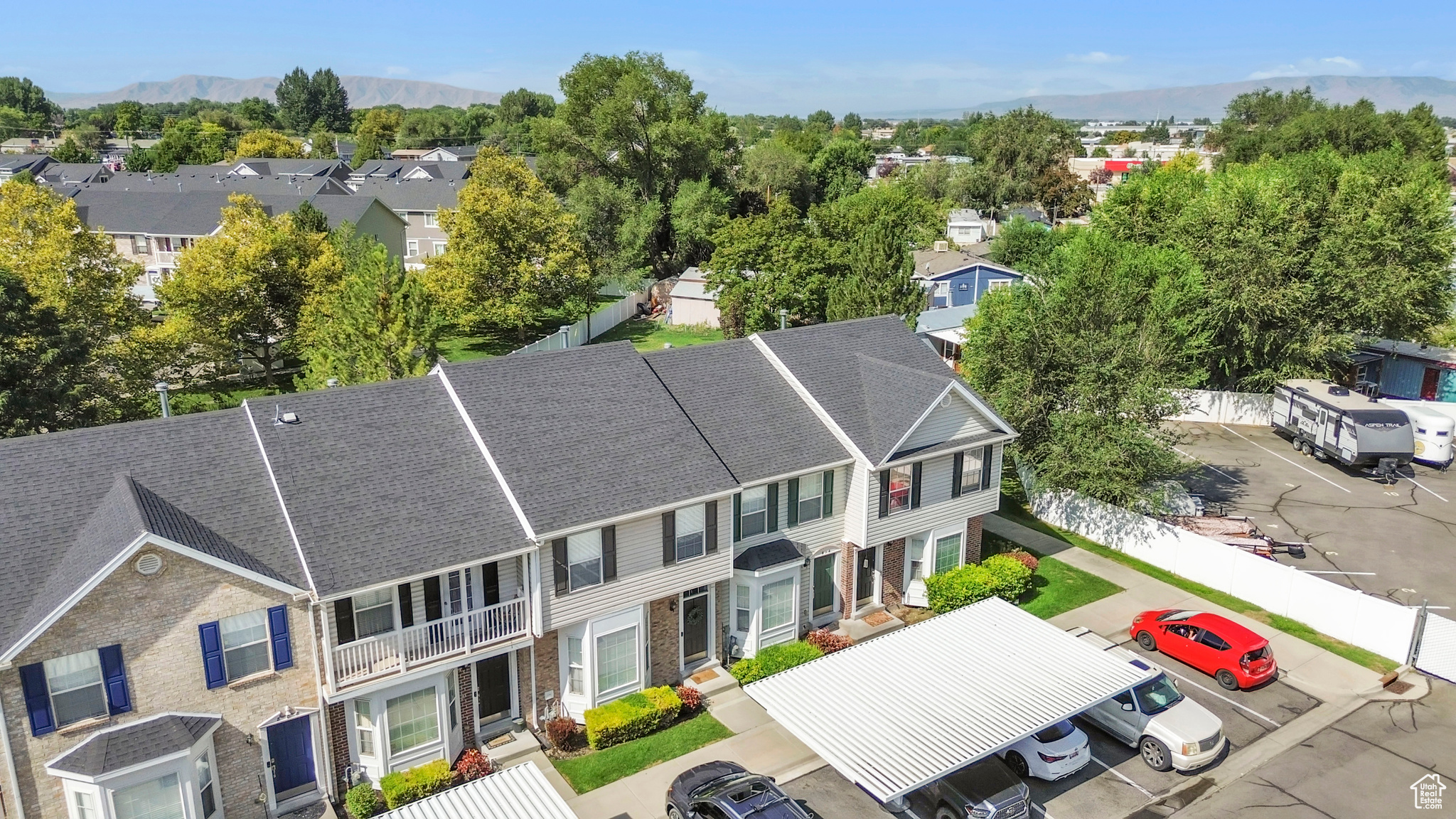 WILLOWS - Residential
