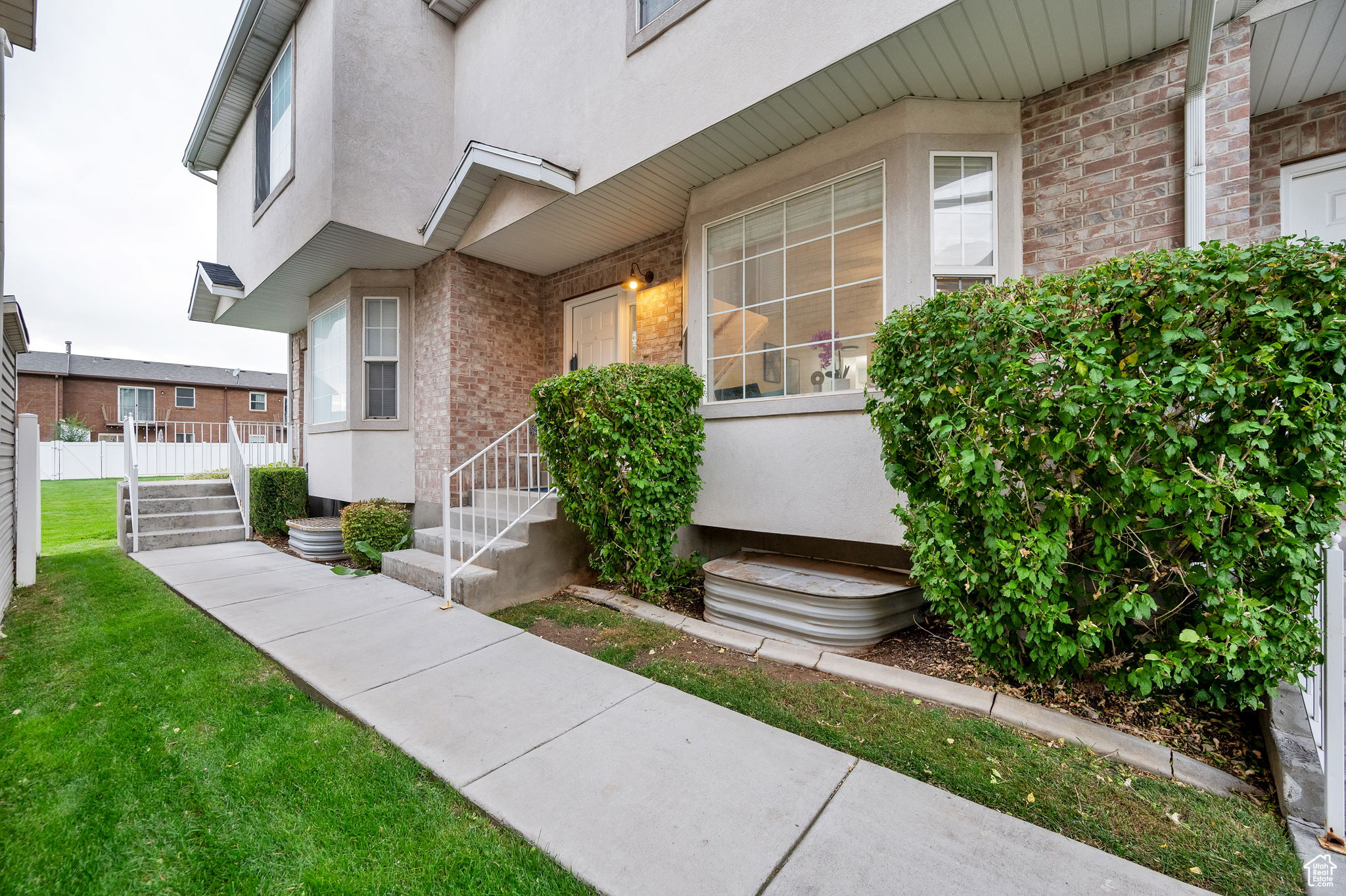 DEERHAVEN ESTATES - Residential