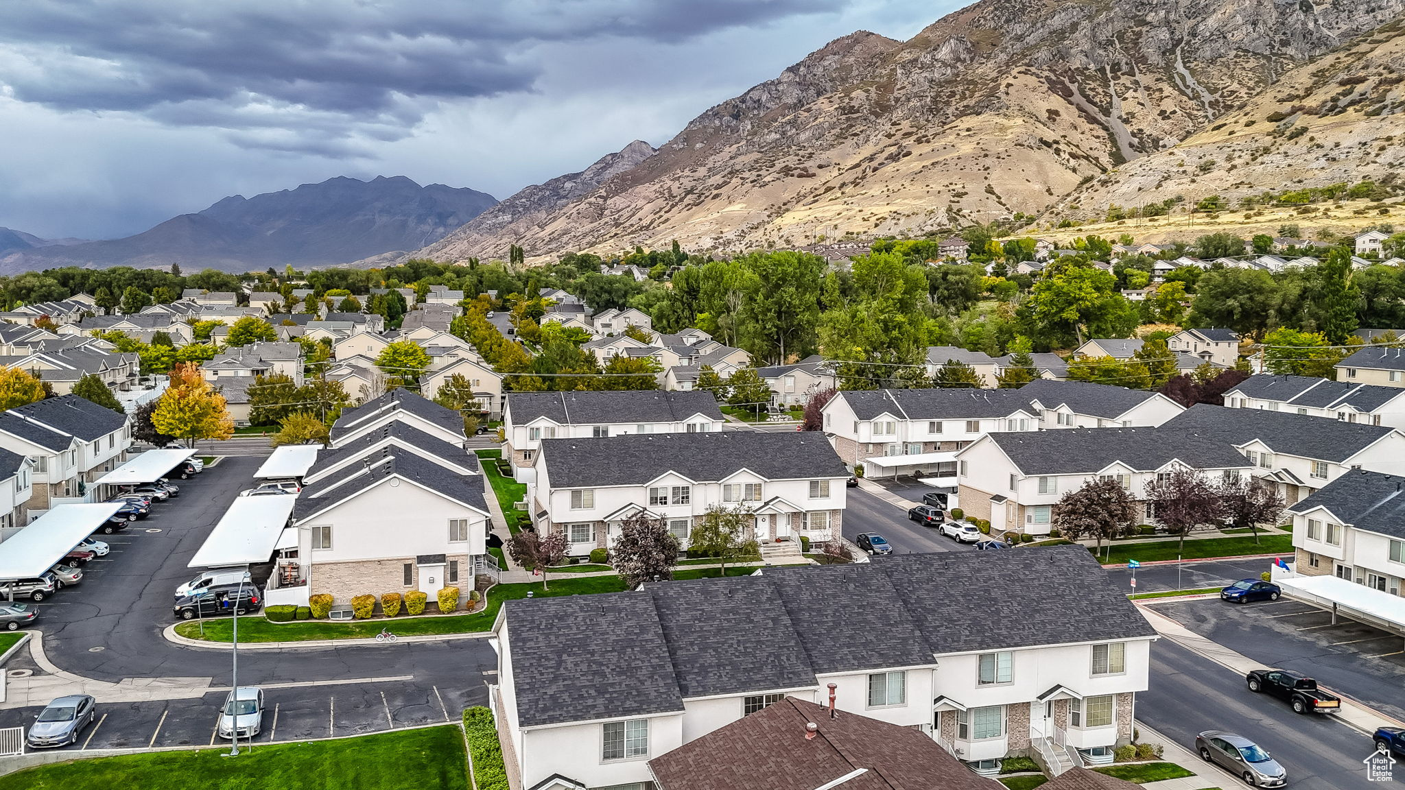 DEERHAVEN ESTATES - Residential