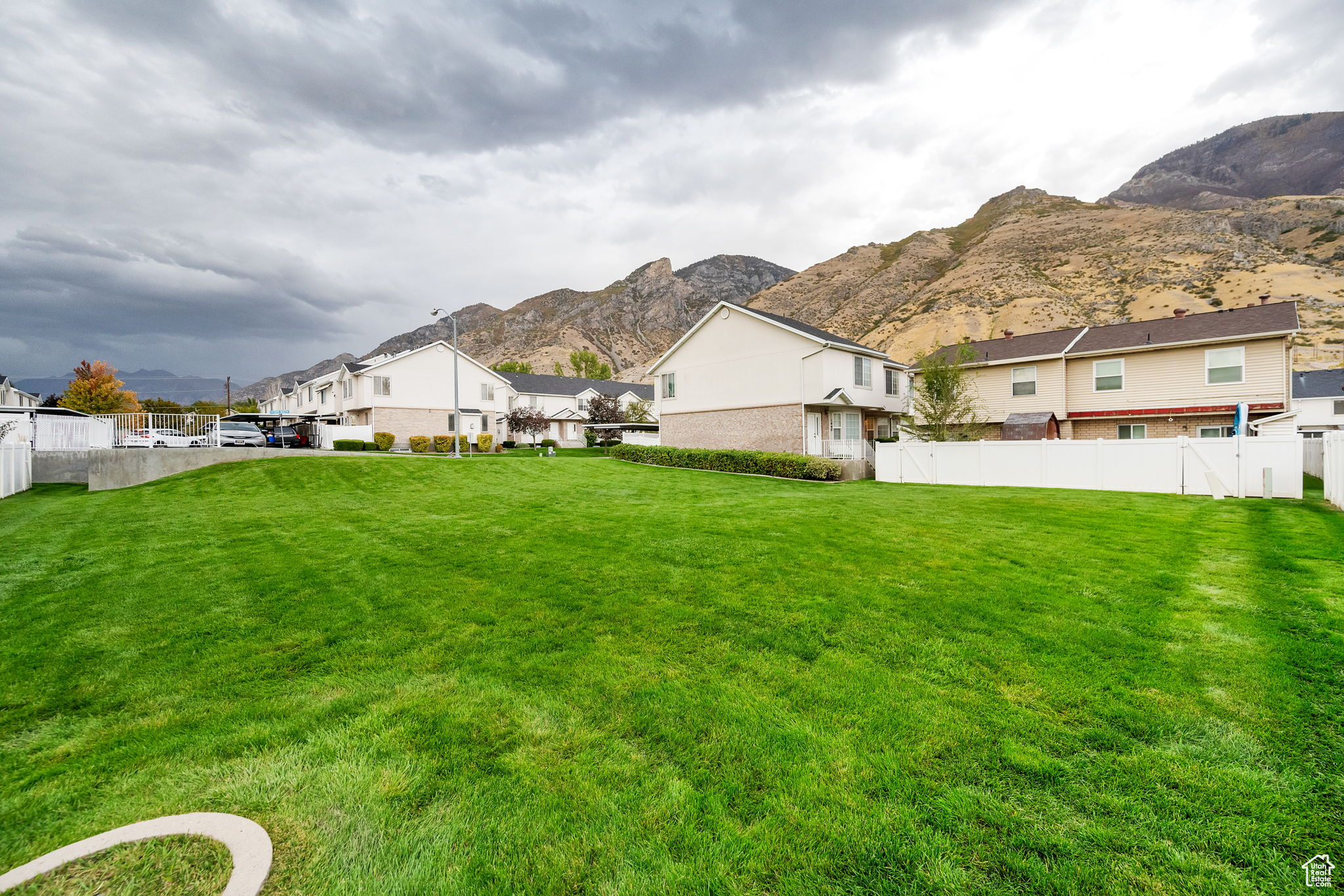 DEERHAVEN ESTATES - Residential