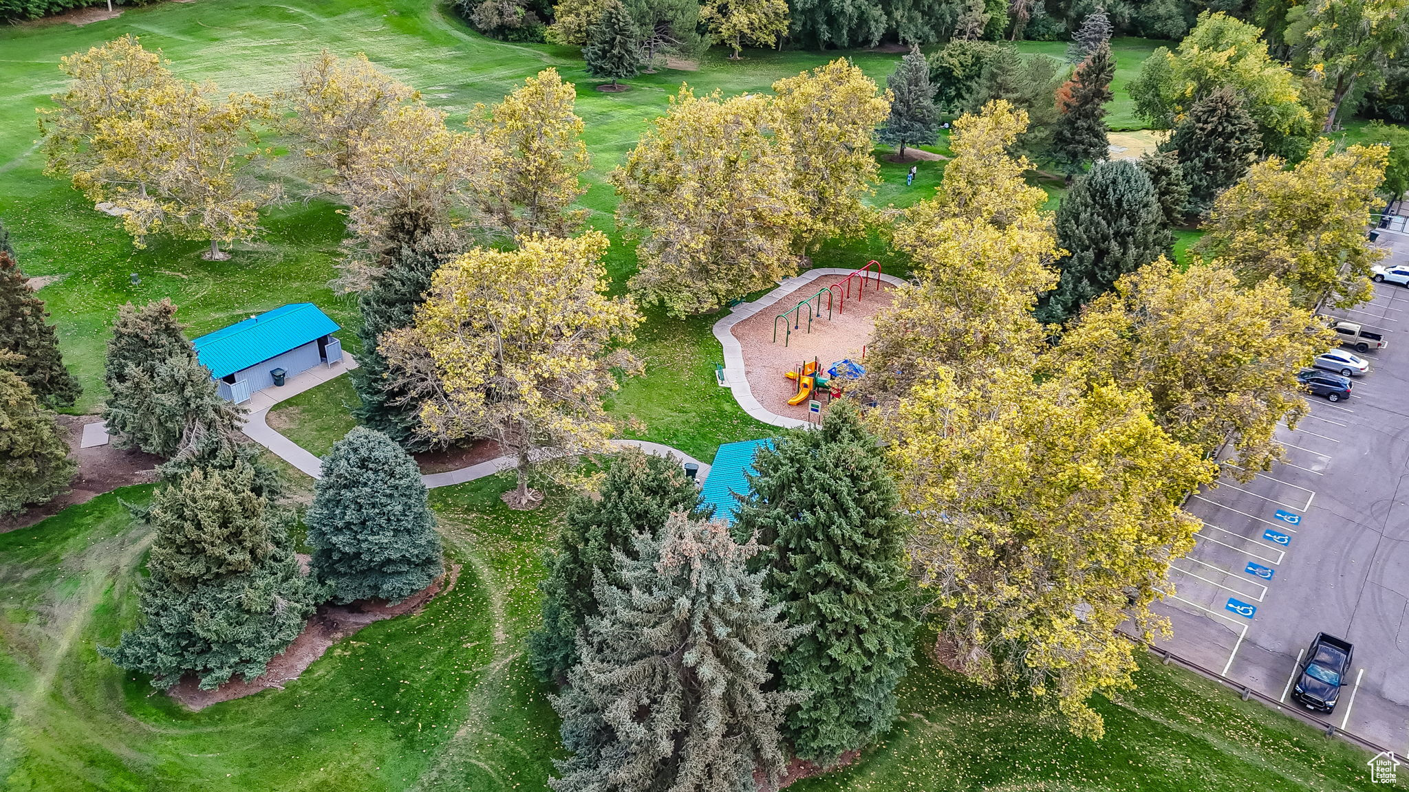 DEERHAVEN ESTATES - Residential