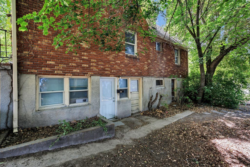 Photo of 285 N 300 E, Logan, UT 84321 (MLS # 2181042)