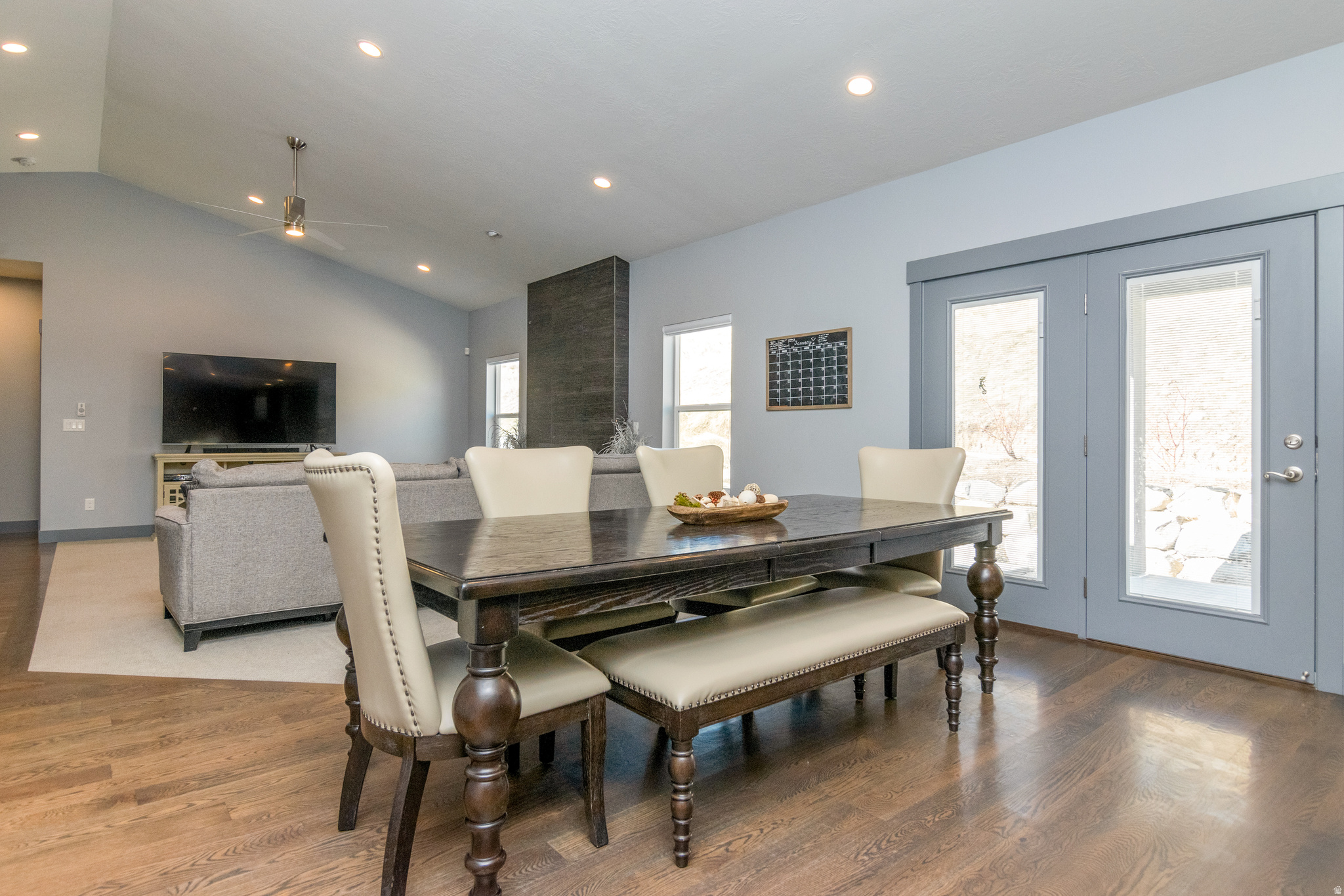 MEADOW RANCH - Residential