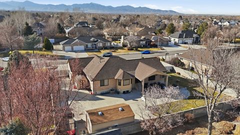 Tiny photo for 10071 S BINGHAM MINER CT, South Jordan, UT 84095 (MLS # 2135481)