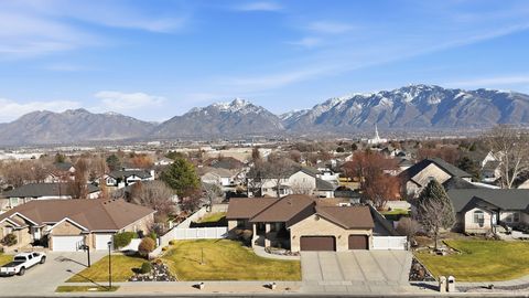 Tiny photo for 10071 S BINGHAM MINER CT, South Jordan, UT 84095 (MLS # 2135481)