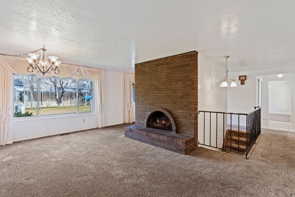 Photo of 1874 N 300 W, Sunset, UT 84015 (MLS # 2140206)