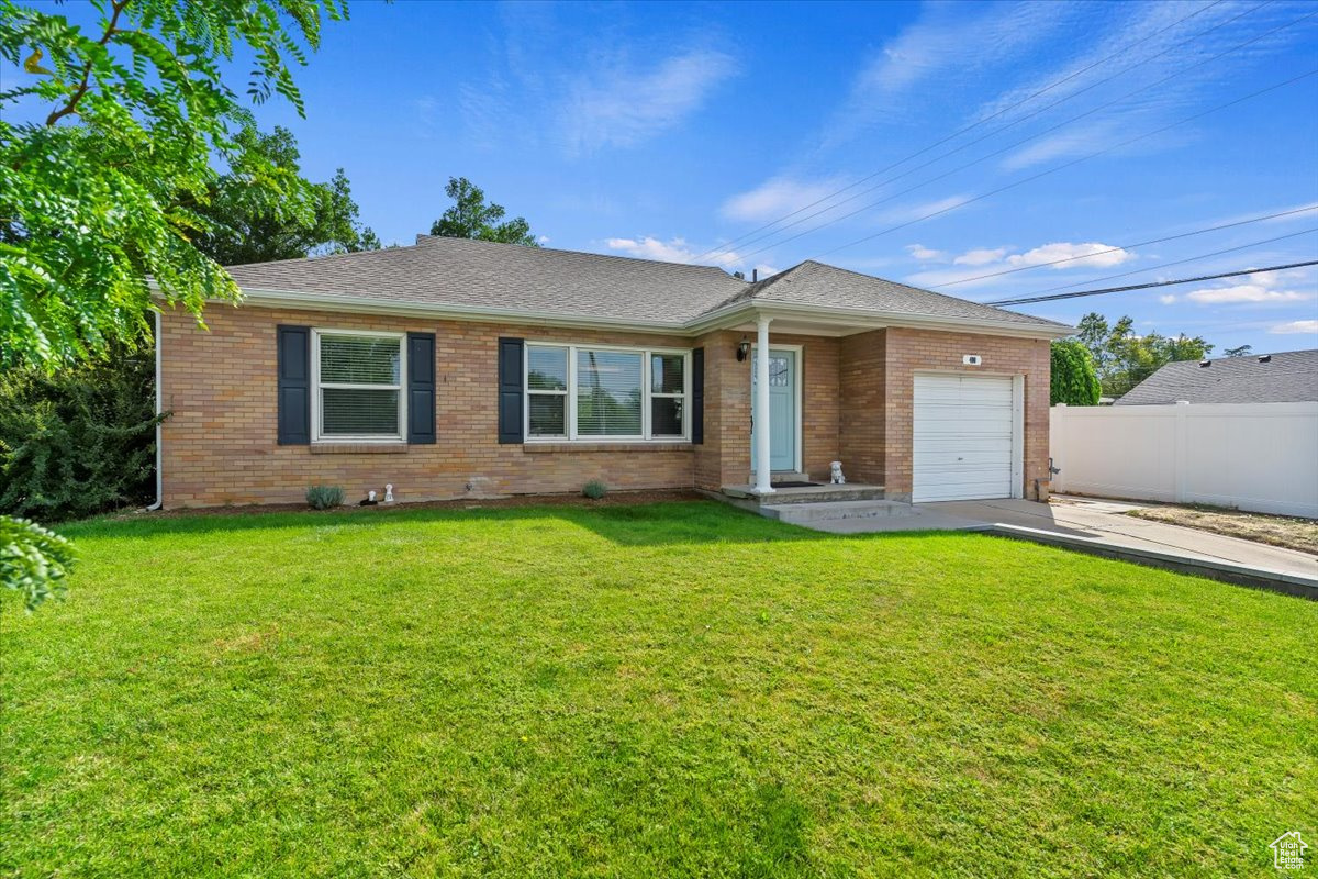 CRESTHOMES ADDITION - Residential