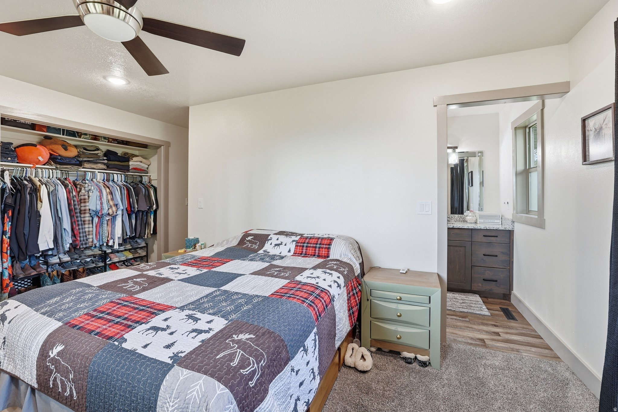 ECONTAINING 1.22 ACR - Residential