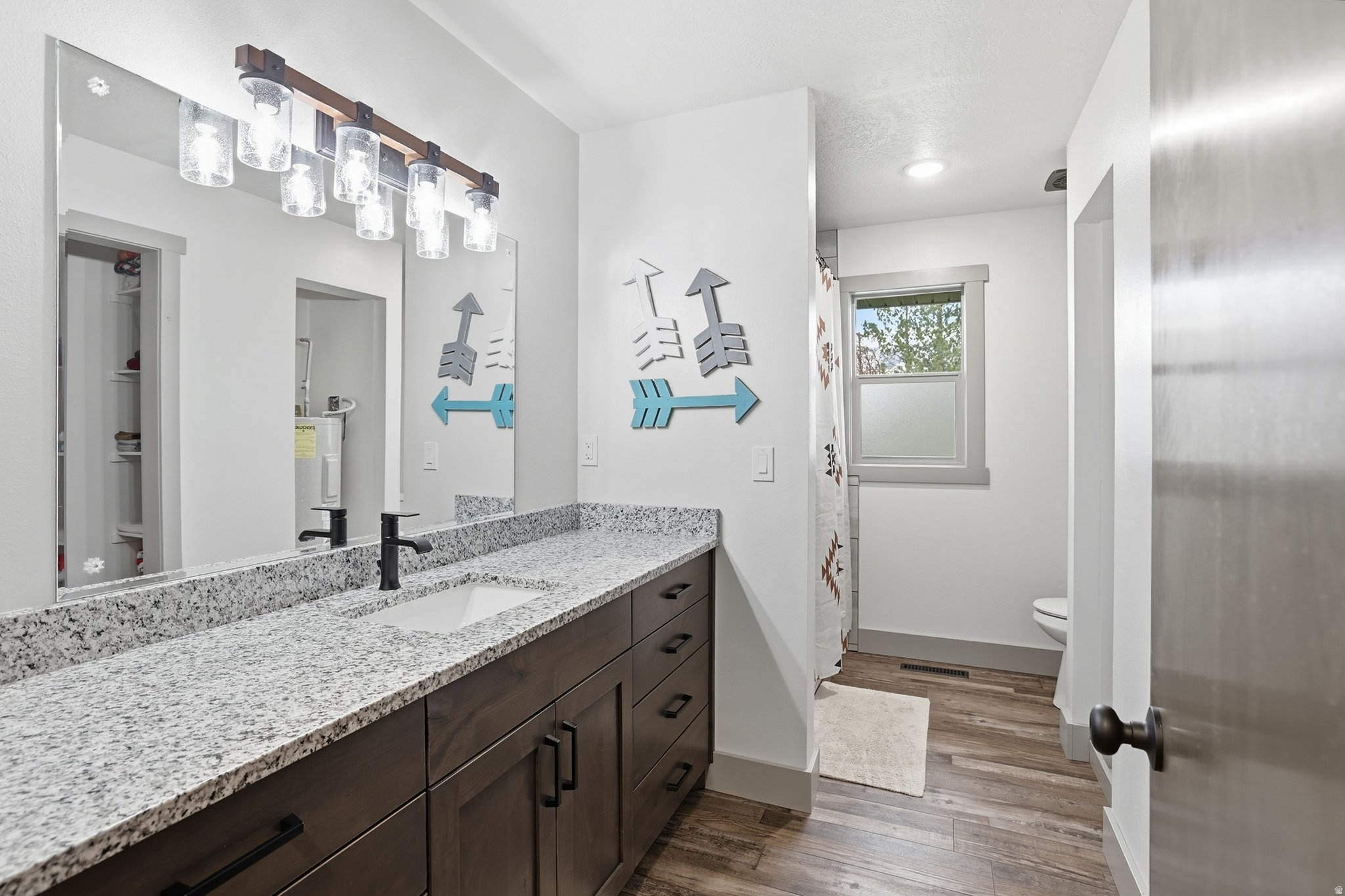 ECONTAINING 1.22 ACR - Residential