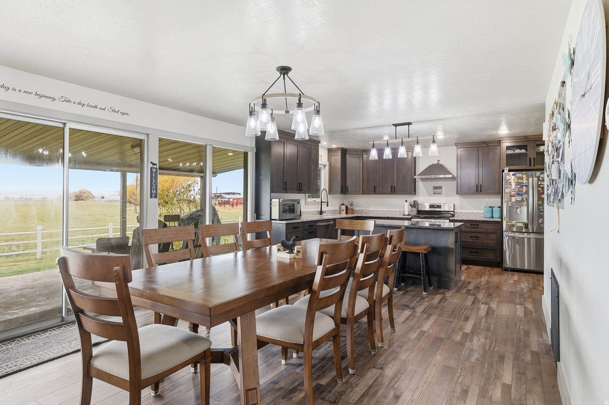 ECONTAINING 1.22 ACR - Residential