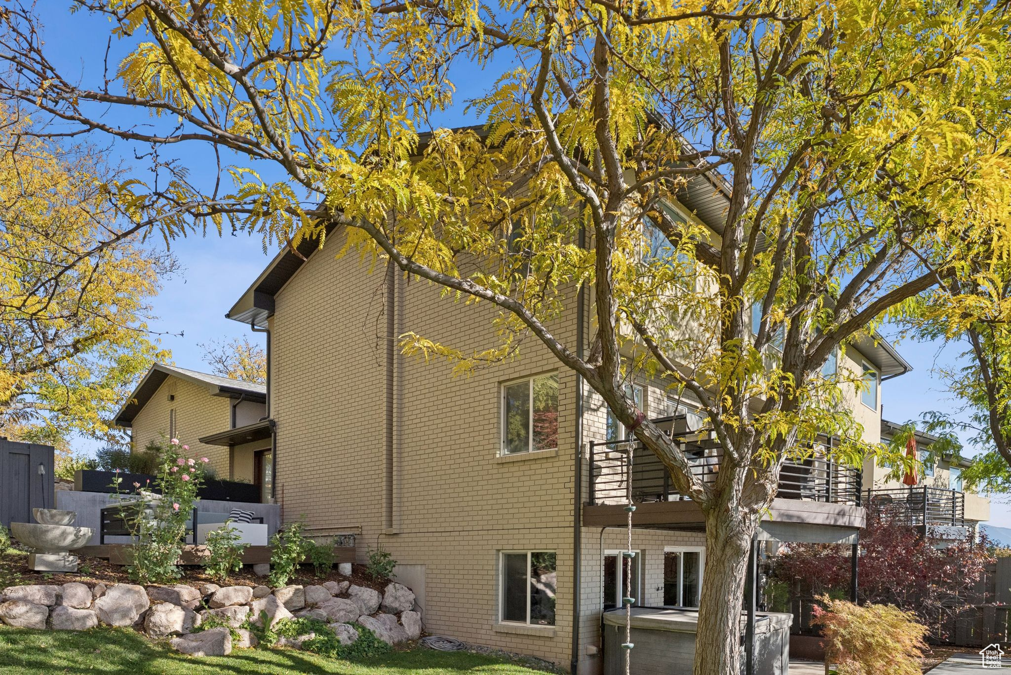 CAPITAL CREST CONDOMINIUMS - Residential