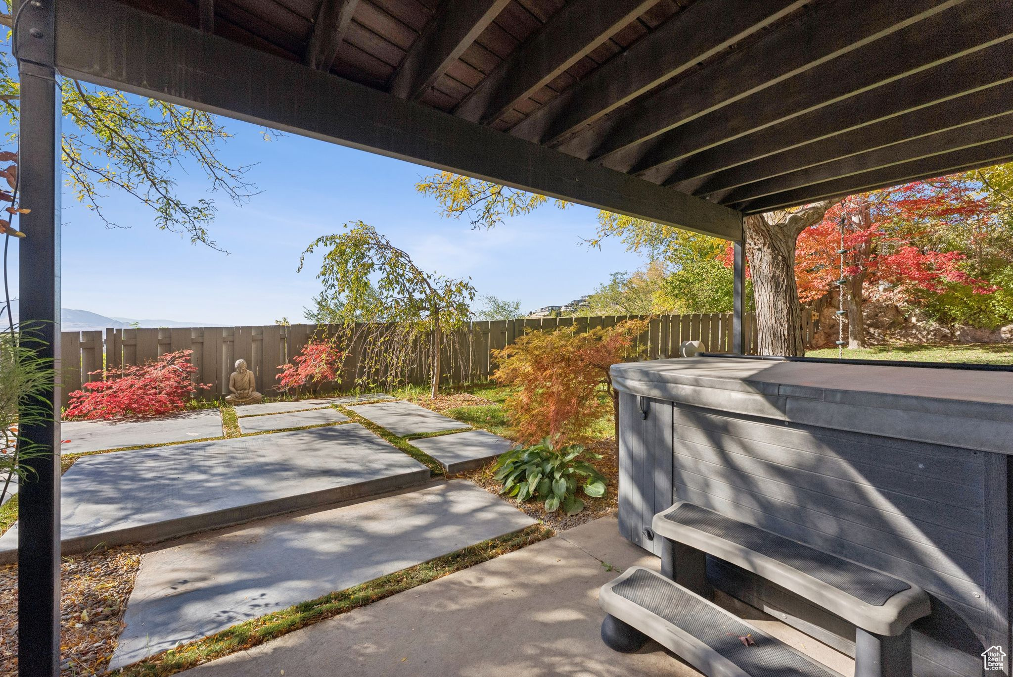 CAPITAL CREST CONDOMINIUMS - Residential