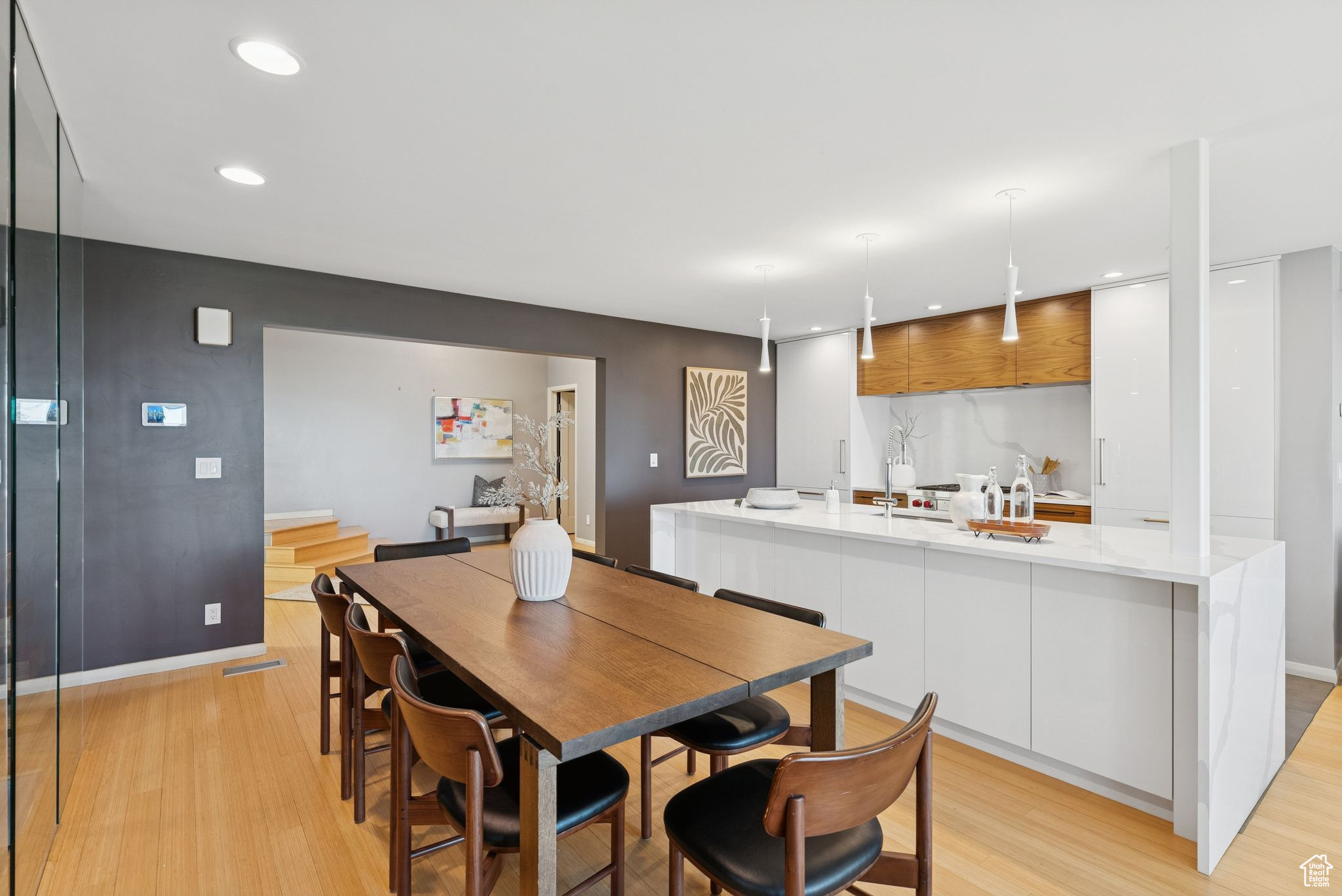 CAPITAL CREST CONDOMINIUMS - Residential