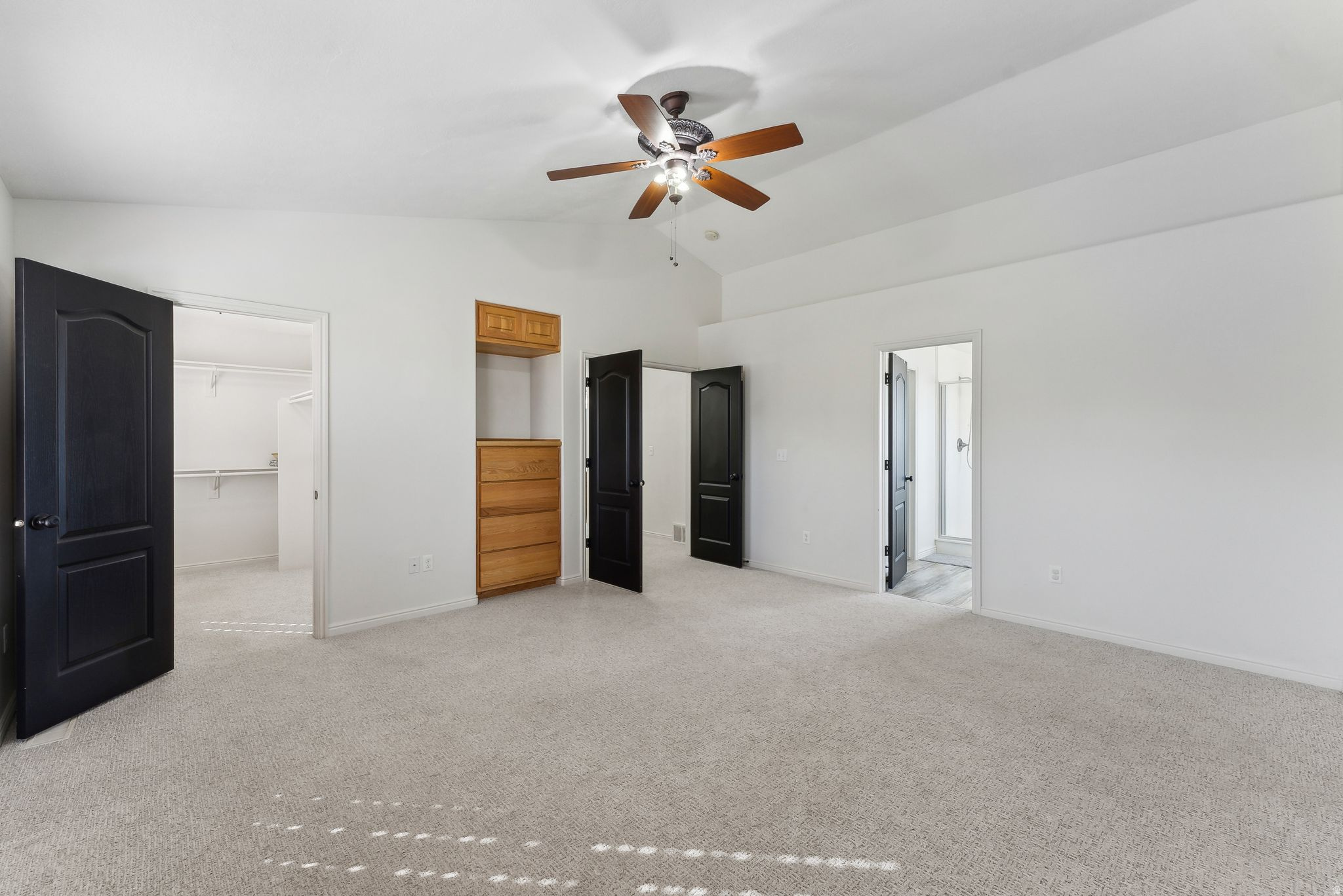 LAKESIDE - Residential