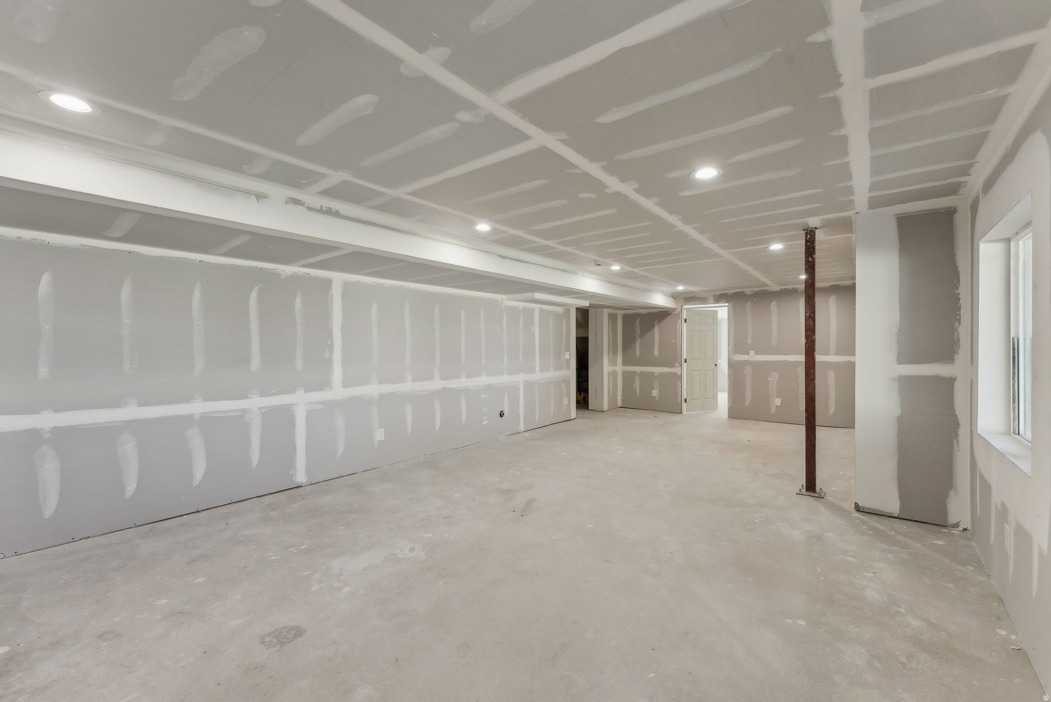 LAKESIDE - Residential