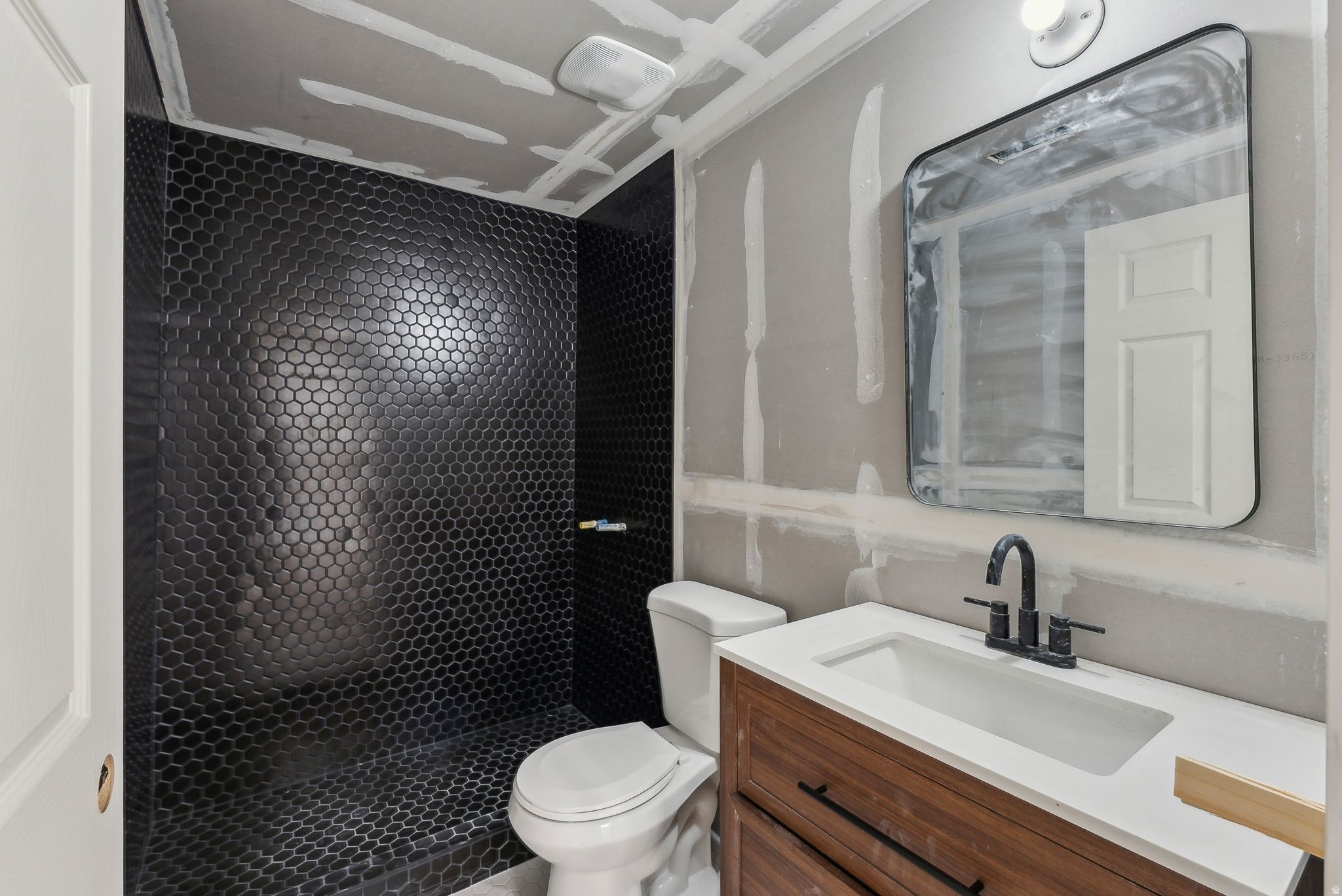 LAKESIDE - Residential