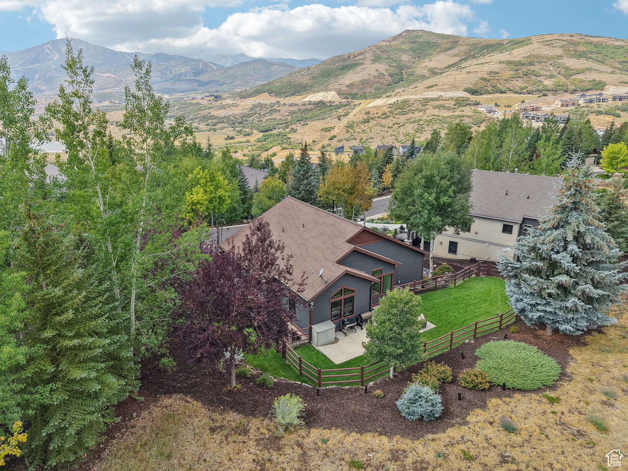 DEER MOUNTAIN RESORT - Residential