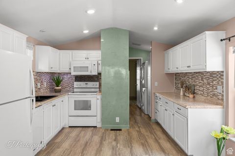 Tiny photo for 1160 E TELEGRAPH #227, Washington, UT 84780 (MLS # 2095586)