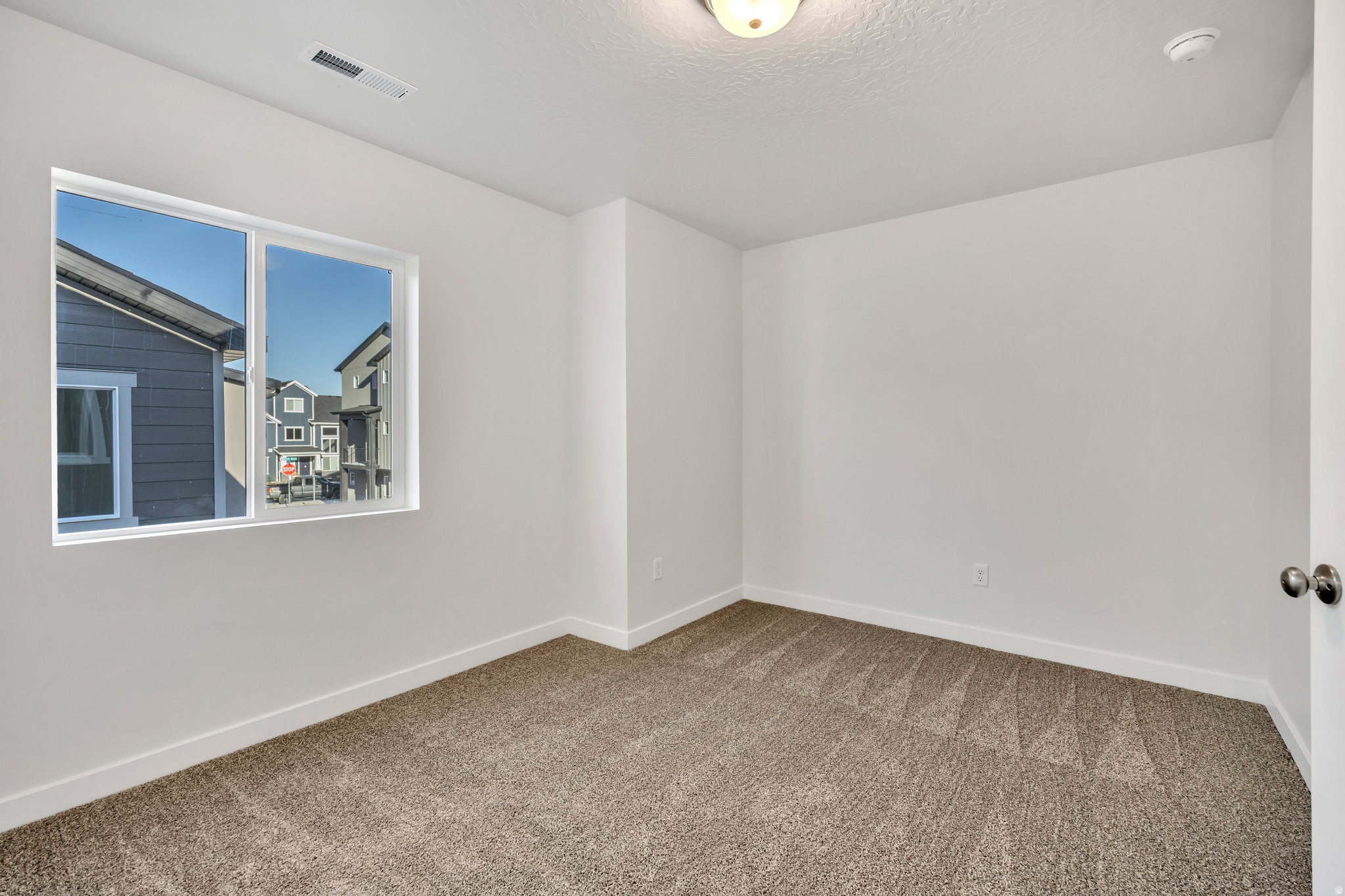 MEADOWBROOK - Residential