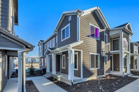 Photo of 772 W 520 S #422, American Fork, UT 84003 (MLS # 2136129)