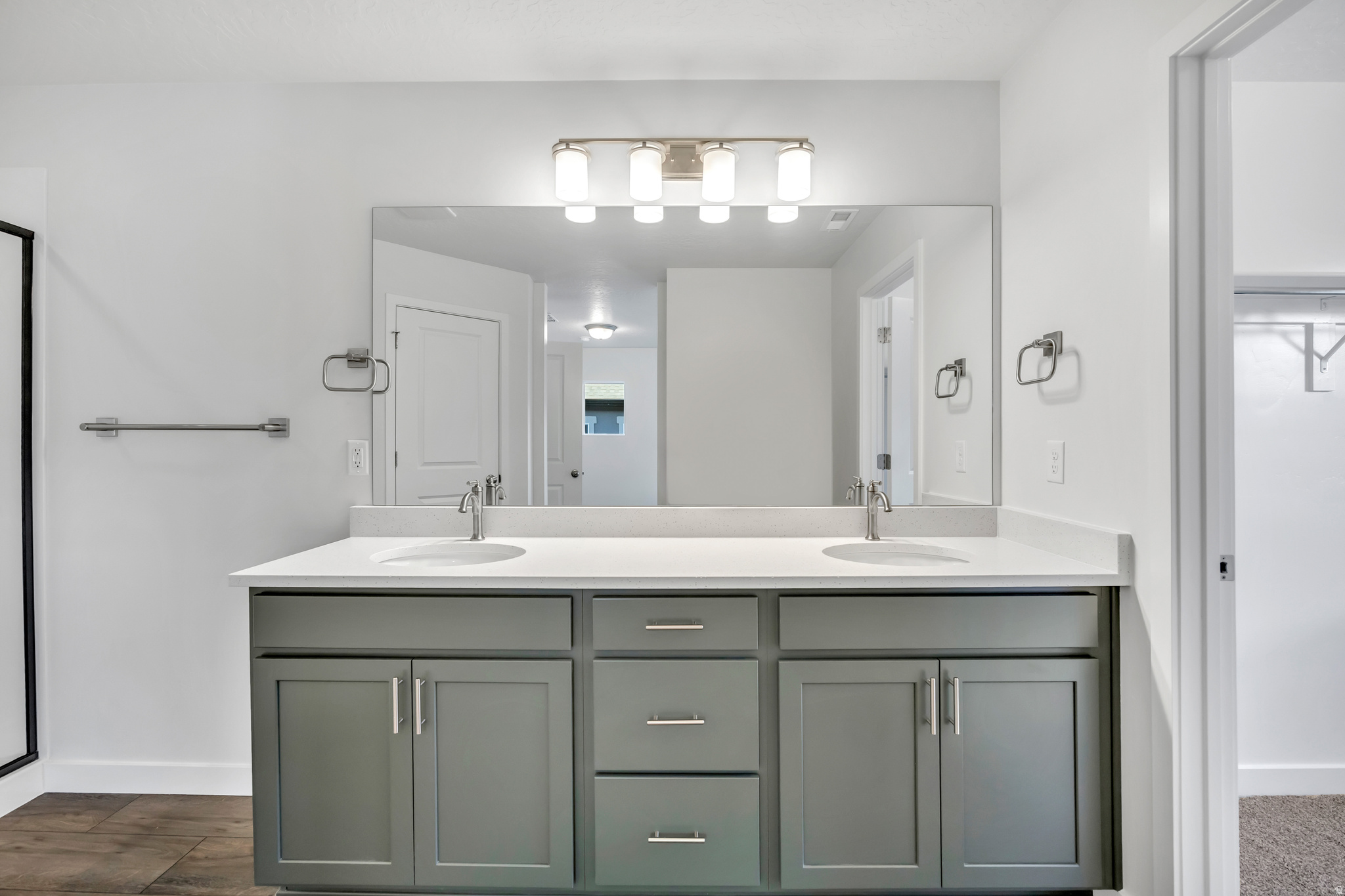 MEADOWBROOK - Residential