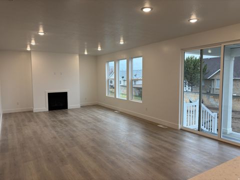 Tiny photo for 603 N HAVEN DR #260, Mapleton, UT 84664 (MLS # 2129413)