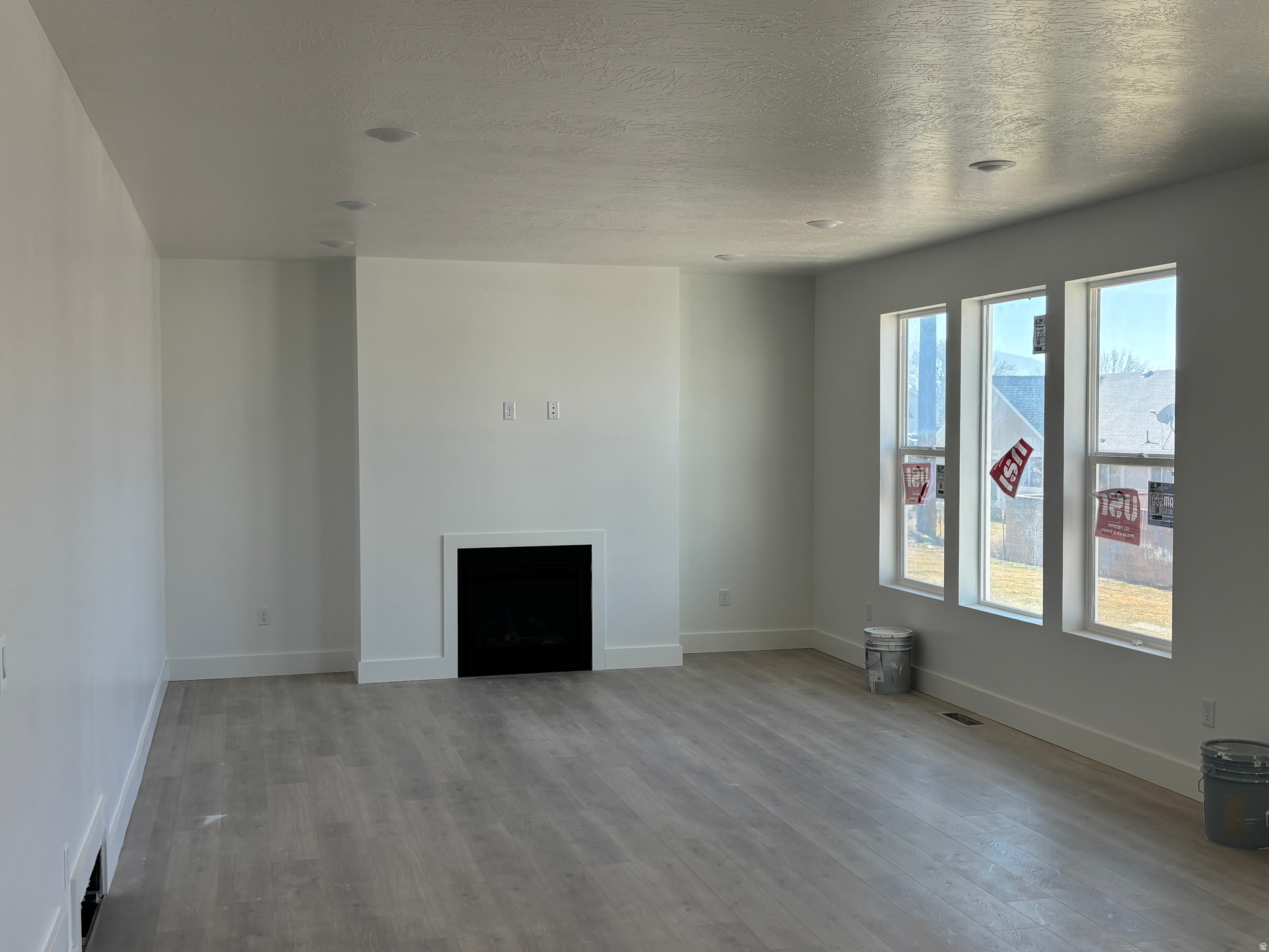 SUNRISE RANCH - Residential