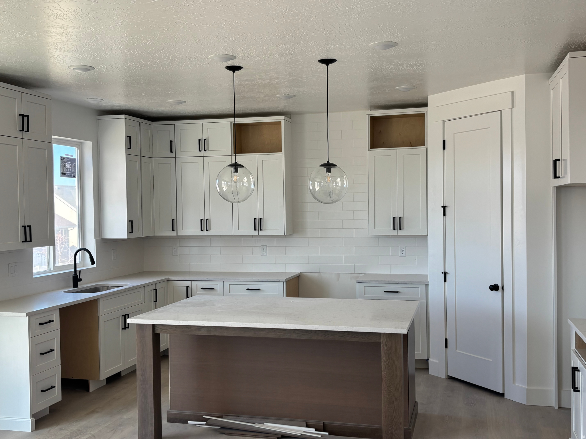 SUNRISE RANCH - Residential