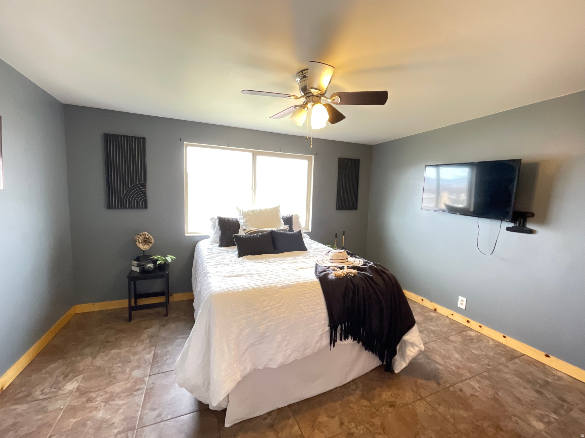 WHITE CITY - Residential