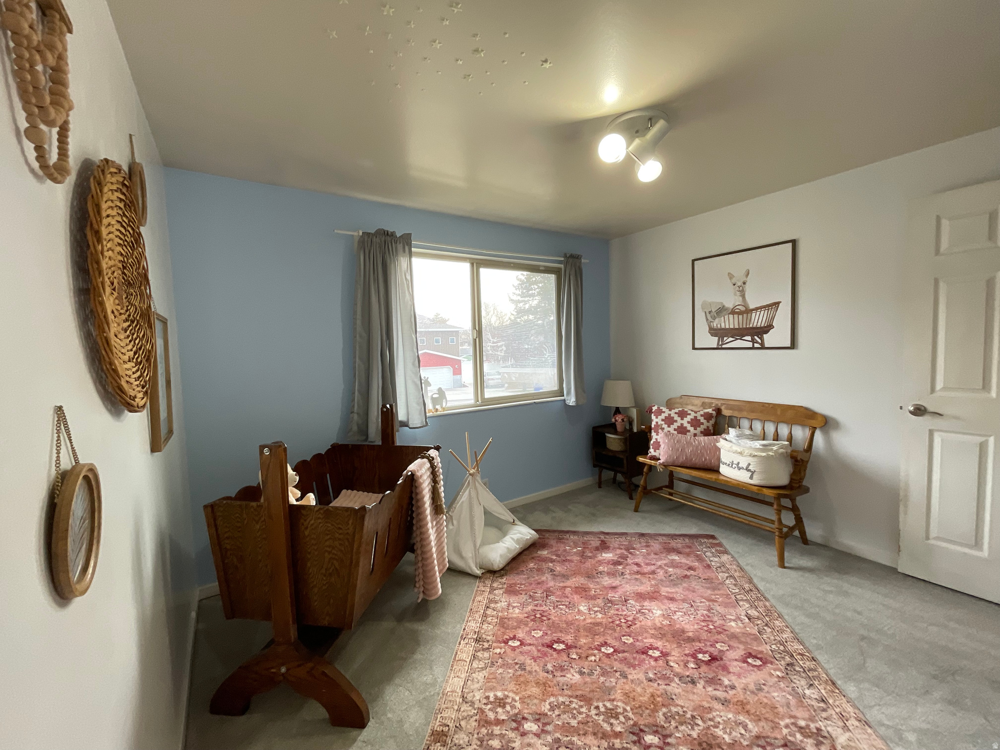 WHITE CITY - Residential