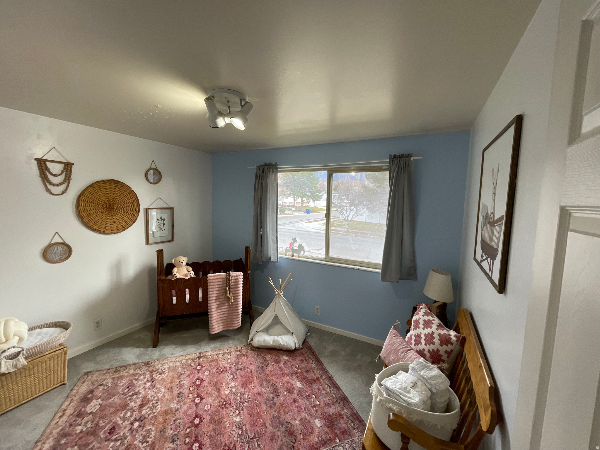 WHITE CITY - Residential