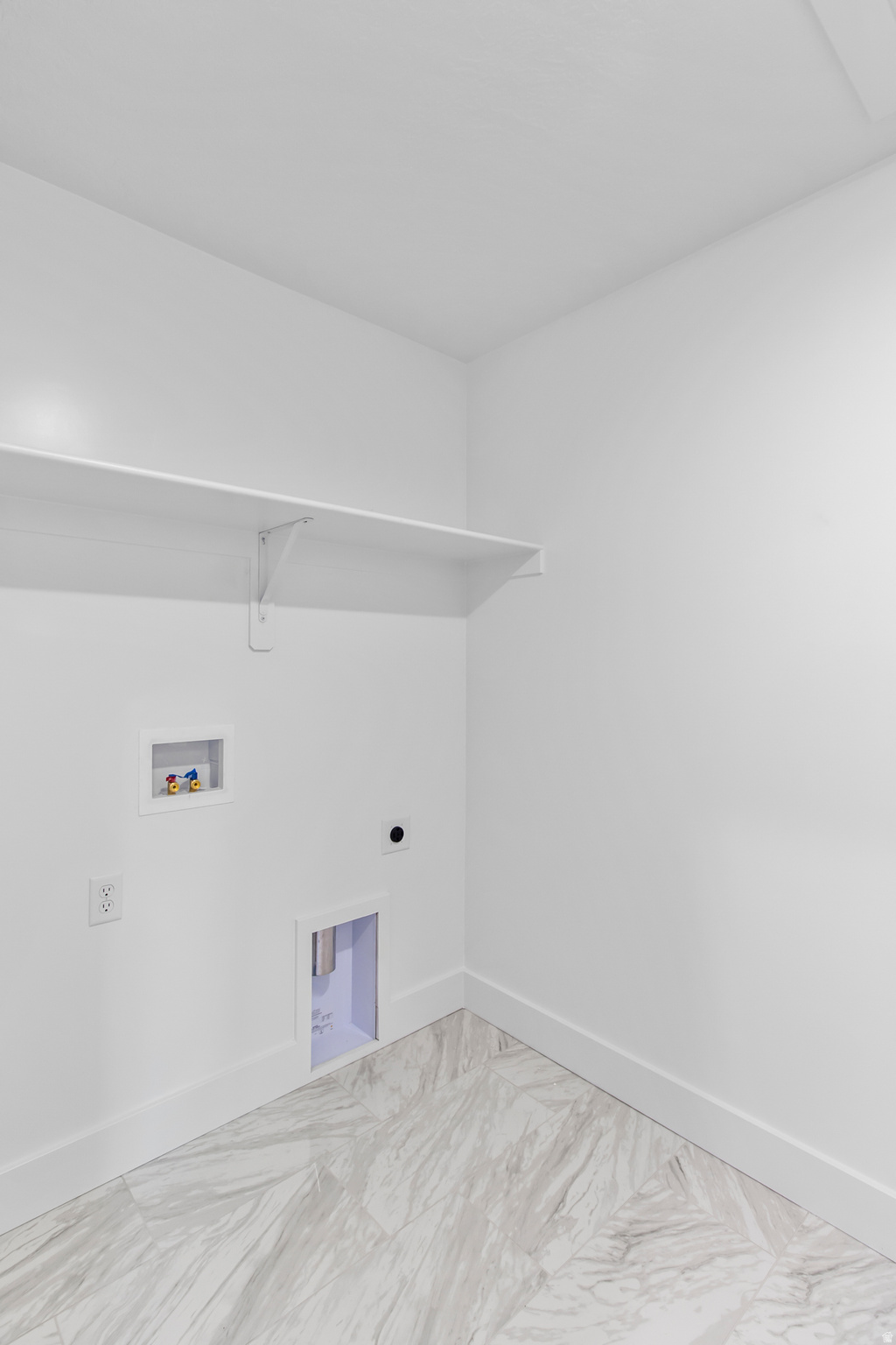 ENVISION ESTATES - Residential