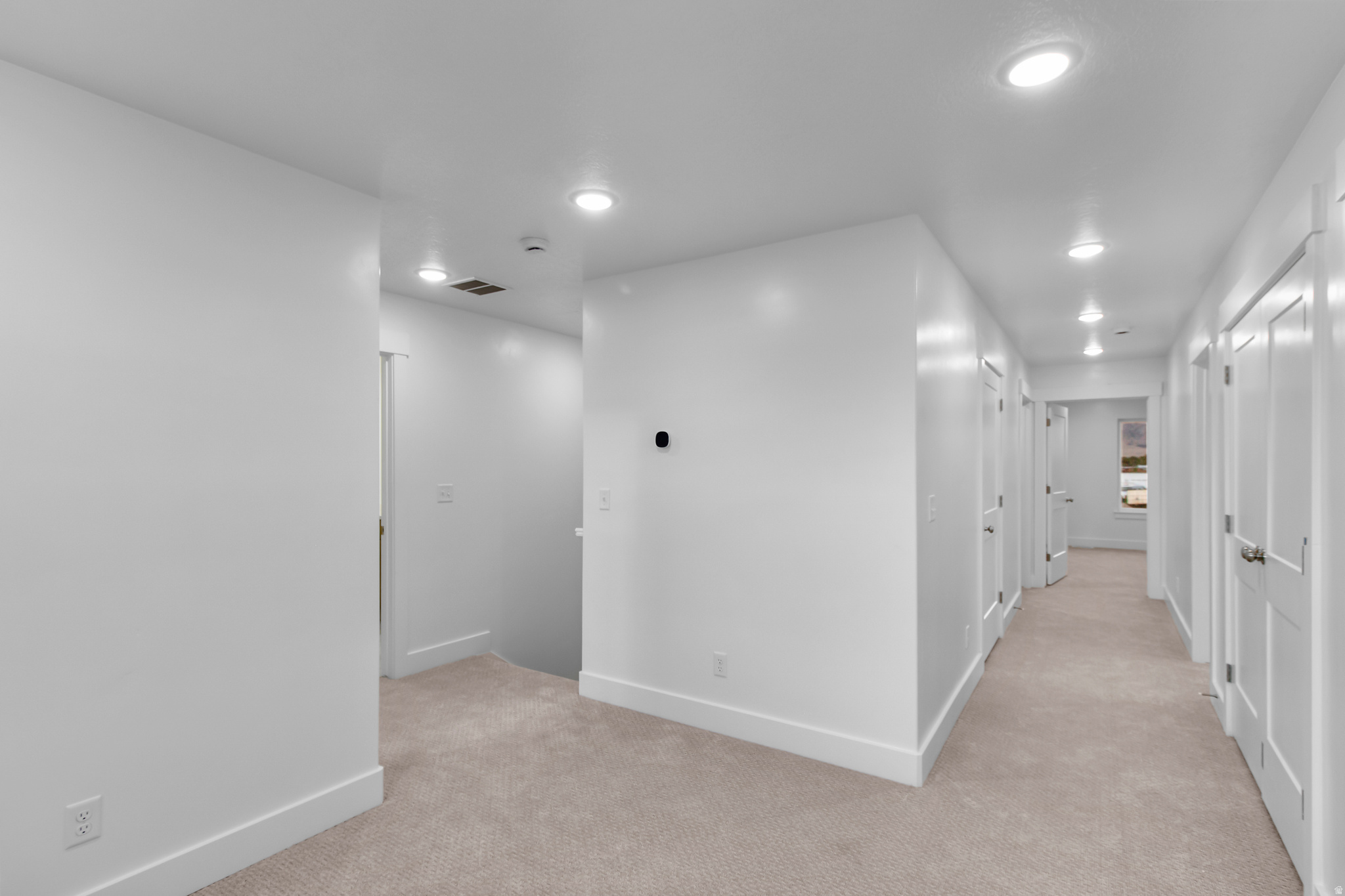 ENVISION ESTATES - Residential