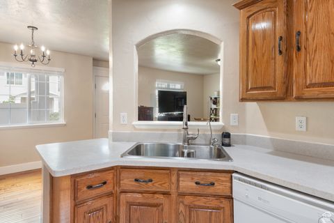 Tiny photo for 802 BROOKSIDE CT, Payson, UT 84651 (MLS # 2109994)