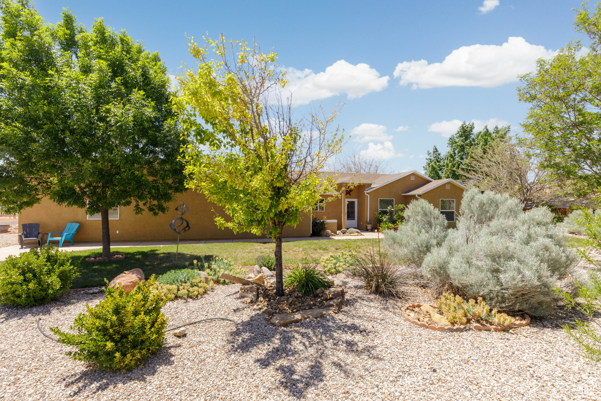 1453 N Rome Way, Apple Valley, Utah image 3