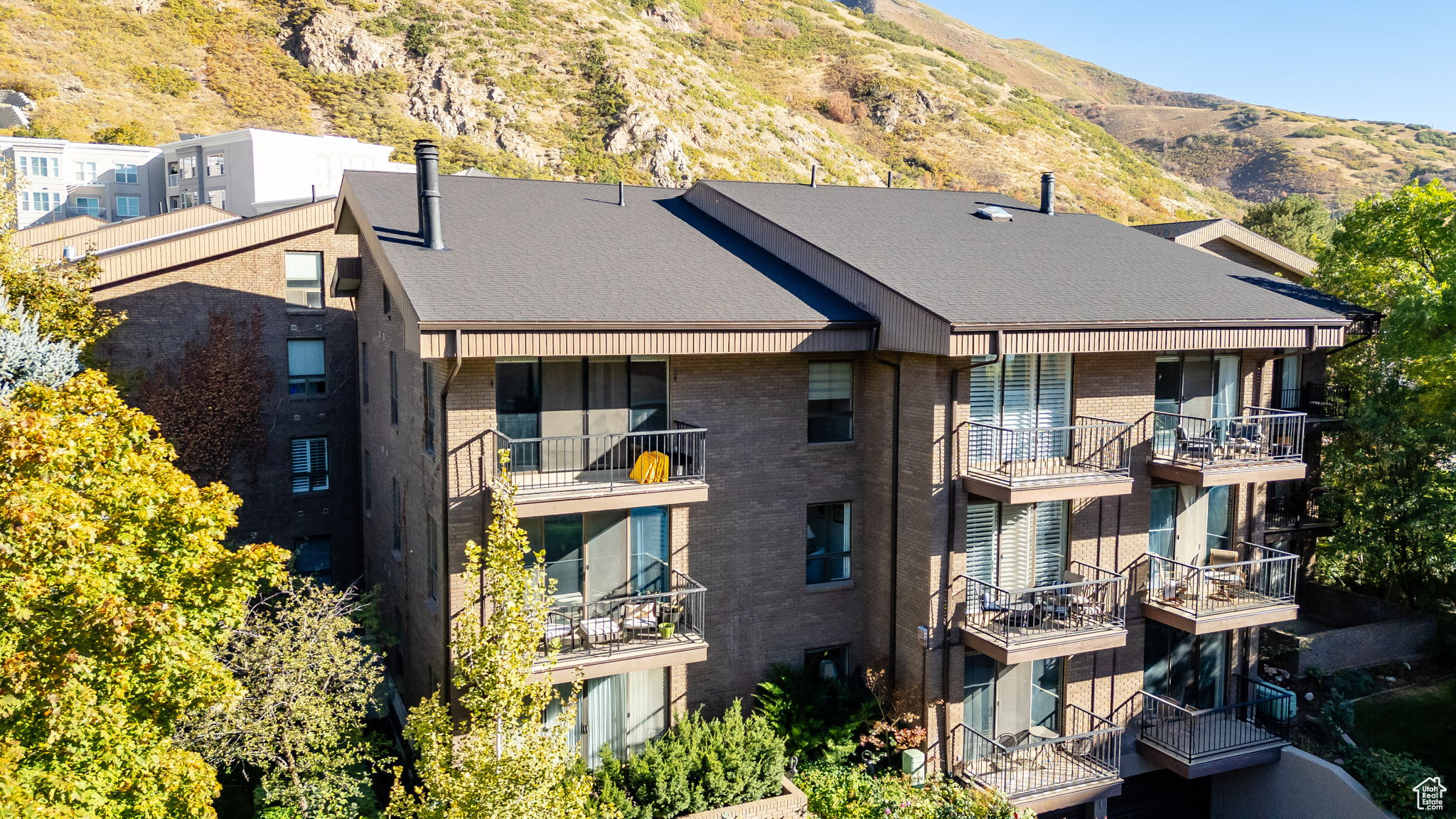OAKWOOD GARDENS - Residential