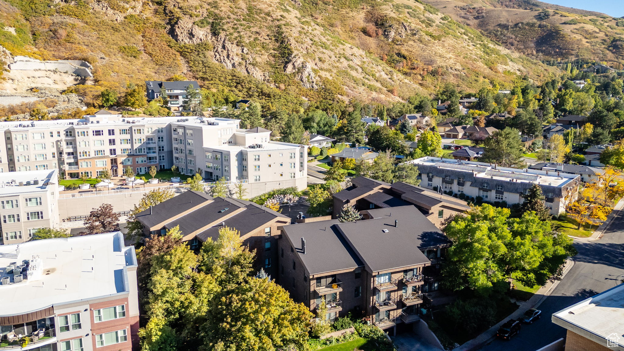 OAKWOOD GARDENS - Residential