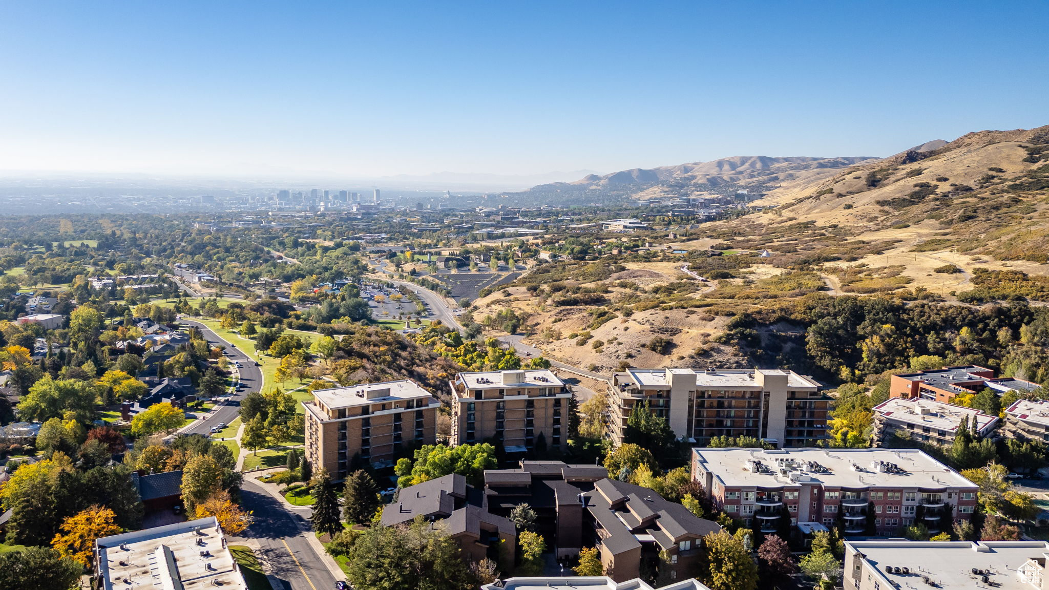 OAKWOOD GARDENS - Residential