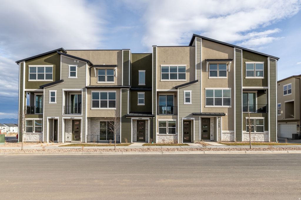 Photo of 12661 S DANSIE OAKS BLVD #299, Herriman, UT 84096 (MLS # 2128100)