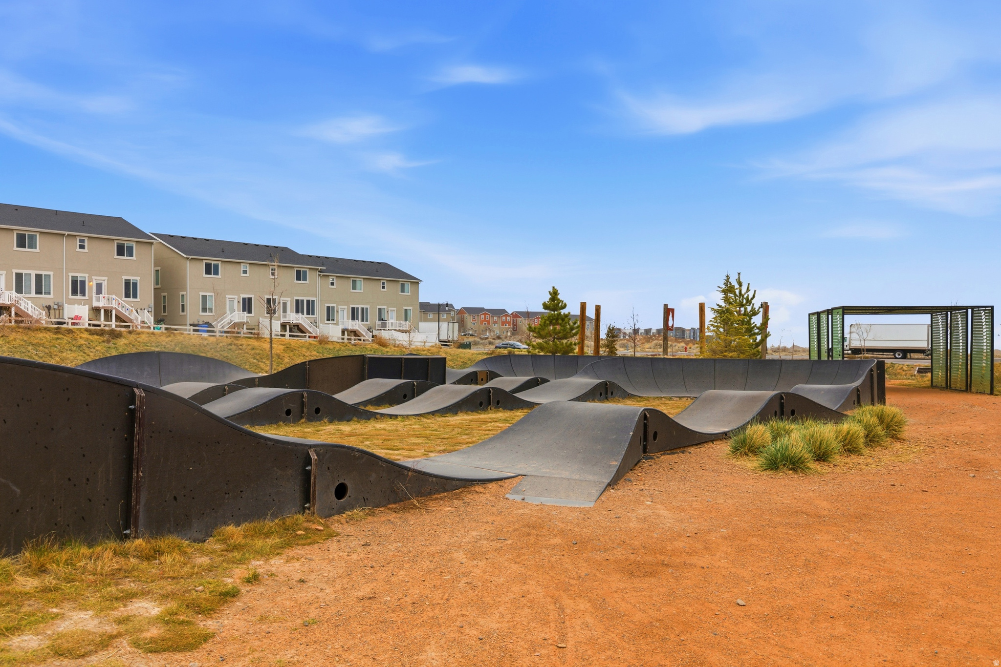 SADDLEBROOK - Residential