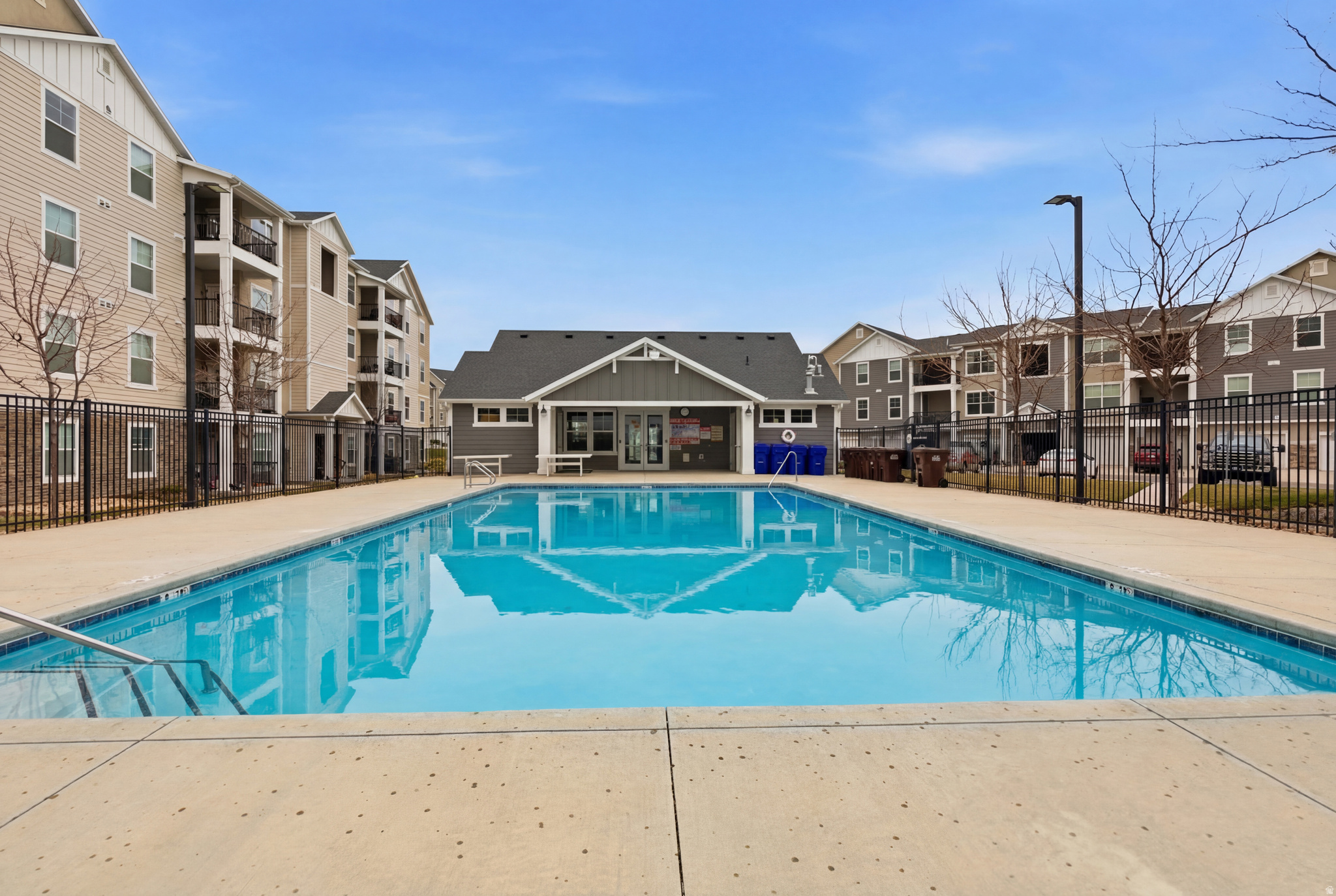 SADDLEBROOK - Residential