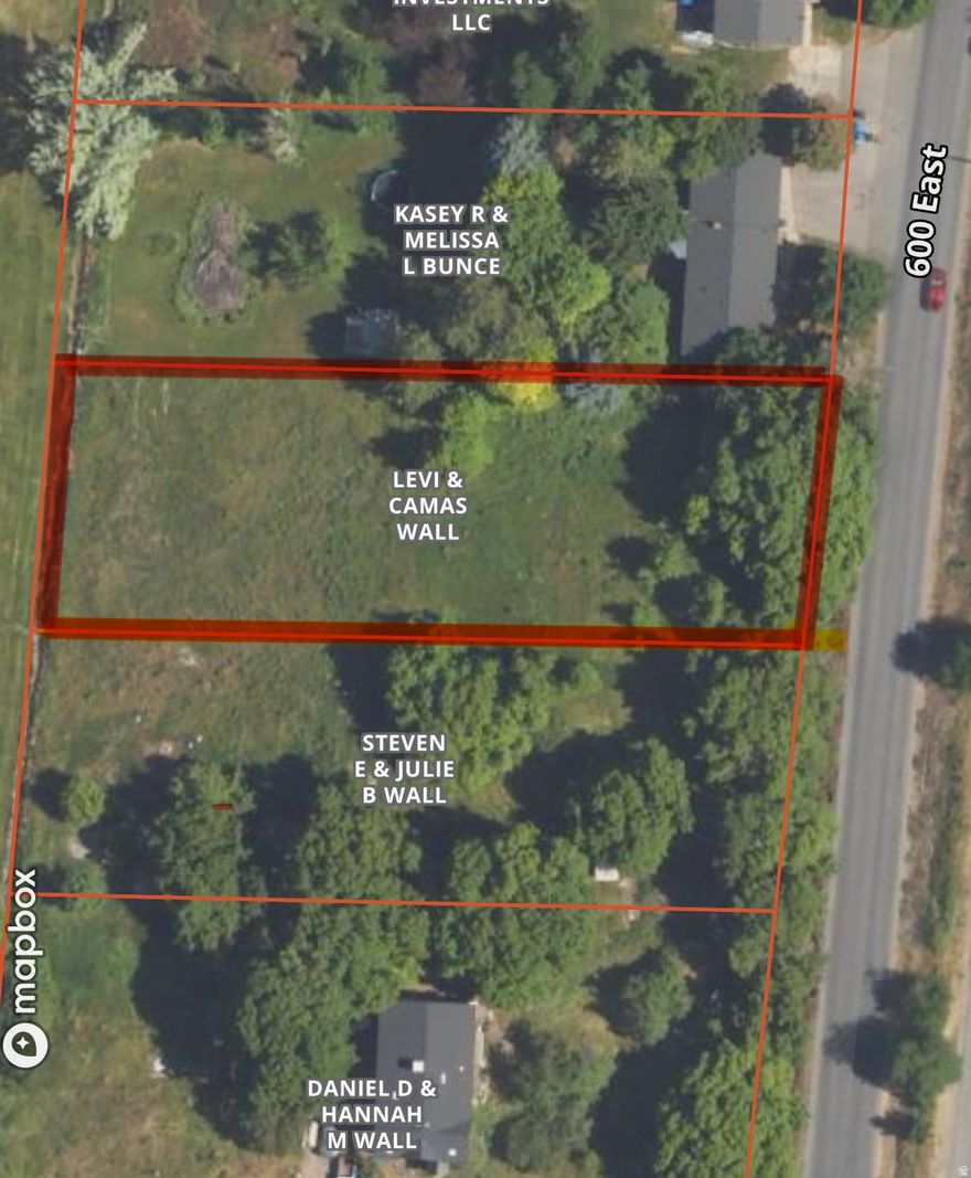 Stunning residential building lot with potential for a walk out basement. No HOA fees or cc&r's. Come build the home that fits your family's needs. Not sure where to start, ask us and we can help design and build your dream home. Call for more info today!