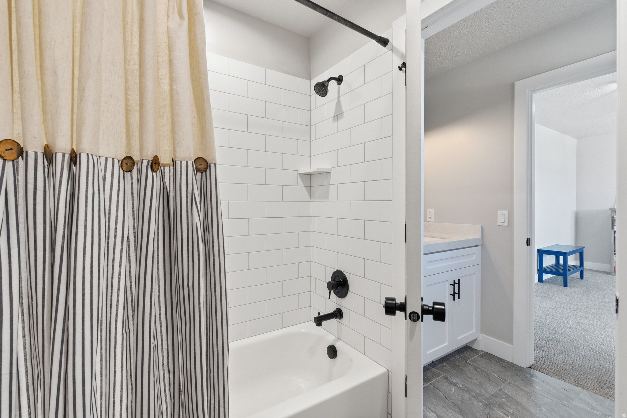 VALLEY VIEW - Residential