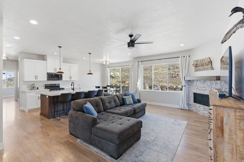 Tiny photo for 2313 E PATRIOT DR, Eagle Mountain, UT 84005 (MLS # 2142699)