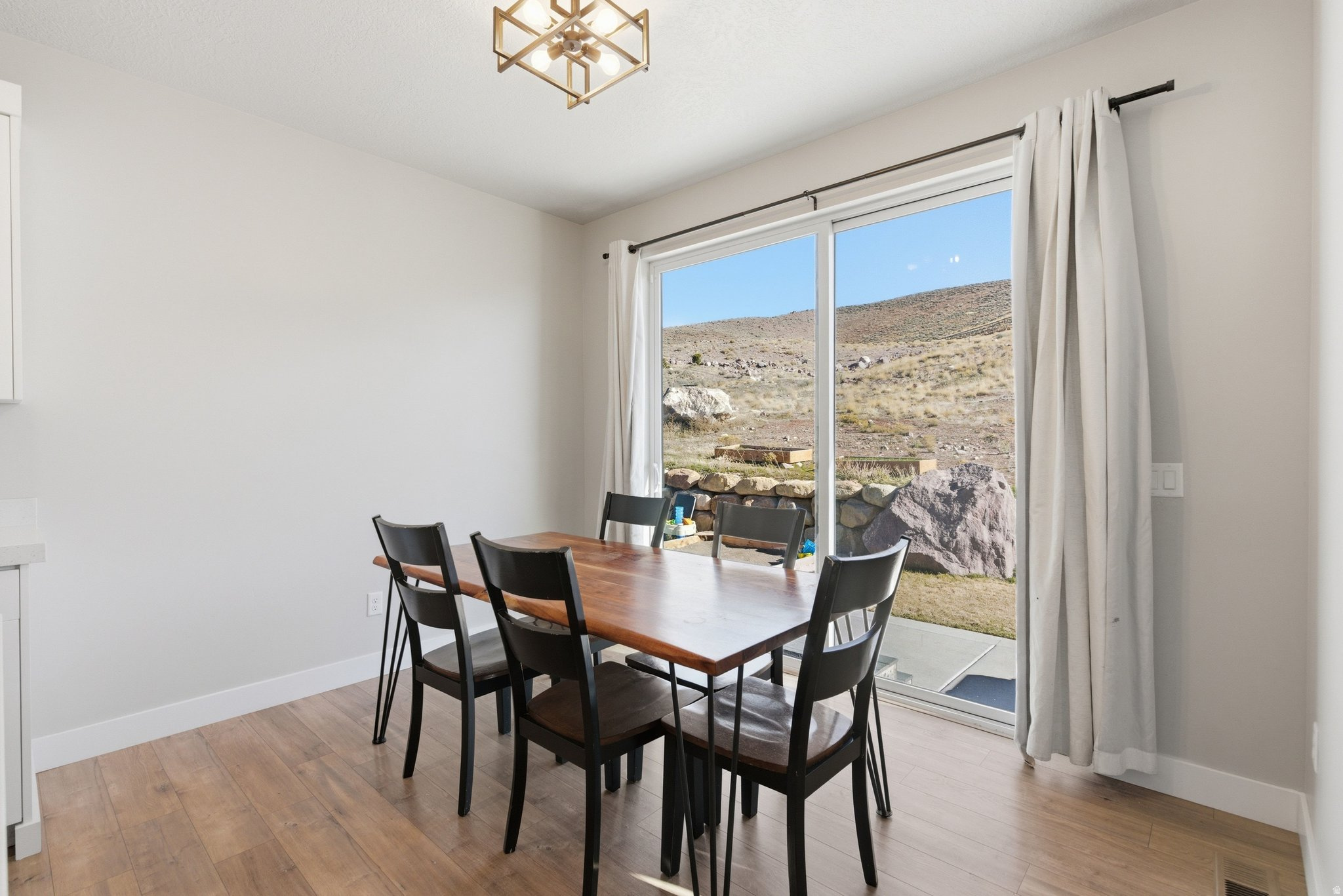 VALLEY VIEW - Residential