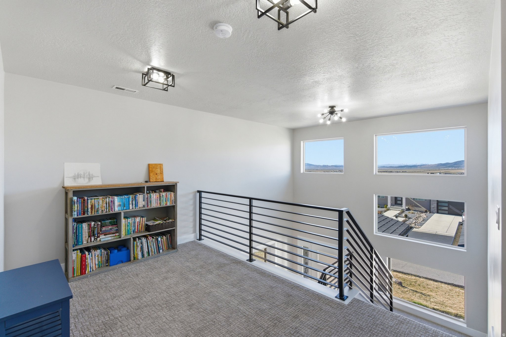 VALLEY VIEW - Residential