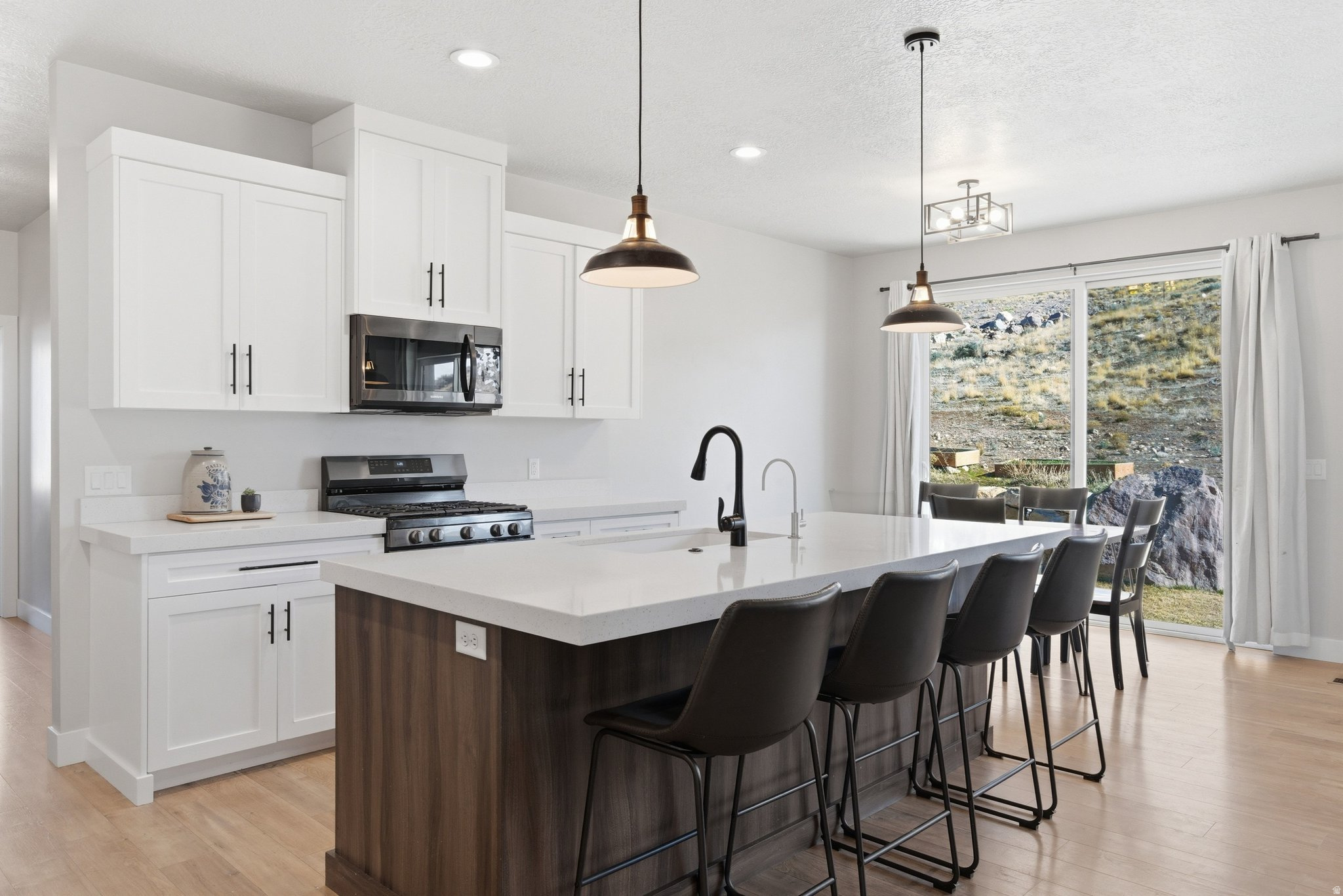 VALLEY VIEW - Residential